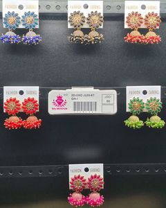 Boucles d'oreilles Jhumka indiennes plaquées or, motif floral, avec strass ronds, cloche en forme de dôme, perle et émail, bijoux fantaisie, vente en gros, paire - Product Image 3