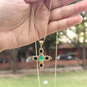 Collar con Colgante de Cruz Bizantina Chapado en Oro de 18k, Estilo Vintage, con Piedra Ovalada de Ónix Verde y Pequeñas Circonitas, Joyería de Regalo - Product Image 3