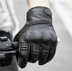 Gants de moto personnalisables avec logo, fabrication OEM, équipement de conduite respirant et antidérapant pour grossistes et exportateurs de motos - Product Image 5