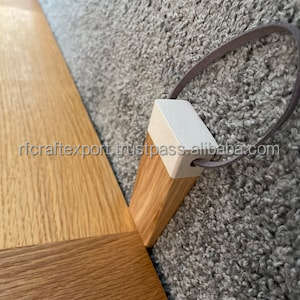 Butée de porte moderne antidérapante avec bande de cuir Butée de porte de sécurité avec motif vertical pour accrocher à des fins décoratives - Product Image 3