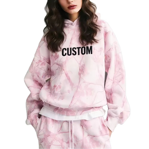 Conjunto de Sudadera con Capucha y Pantalones Deportivos a Juego para Mujer, con Estampado Rosa y Texto Personalizado, Ropa Cómoda para Estar en Casa - Product Image 1