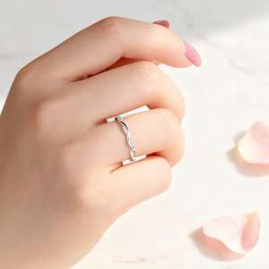 แหวนมอสซาไนต์ครึ่งวงแบบซ้อนได้ ดีไซน์สร้างสรรค์ ชุบทอง เงินแท้ 925 เหมาะสำหรับผู้หญิง เป็นของขวัญวันครบรอบ - Product Image 2