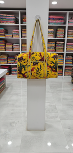 Bolsa Deportiva Táctica de Terciopelo Amarillo de Lujo, Alta Calidad y Durabilidad, Ecológica, Gran Capacidad, Cierre de Cremallera, Marca Le Souvenirs - Product Image 3