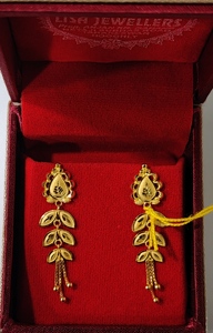 Stunning 22K Solid Gold Earrings Pair Elegant Leaf Pattern Long <b>Drop</b> Traditional Indian Bridal Jewelry Wholesale - Product Image 3