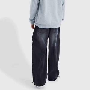 Jean en denim délavé coupe large pour homme, taille mi-haute, coupe ample, en coton tissé, décontracté, pour l'automne - Product Image 2