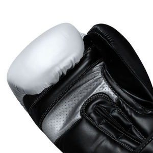 Guantes de Boxeo de Cuero Blanco y Negro de Alta Calidad Hechos en Sialkot - Product Image 6