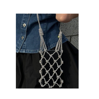 Mini sac en macramé perlé fait main, style bohème, sac à main à tissage ouvert avec nœuds décoratifs, parfait pour les smartphones
