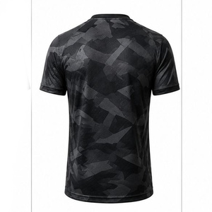Camiseta de Fútbol Personalizada Sublimada, Transpirable y Ecológica de Manga Corta - Diseño de Alta Calidad 100% Poliéster de Secado Rápido para Hombre - Product Image 2