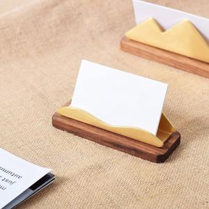 Porte-cartes de visite de luxe en laiton pour bureau – Support élégant en métal pour cartes de visite, idéal pour la décoration d'entreprise - Product Image 5