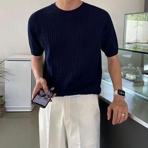 เสื้อยืดคอกลมแขนสั้นผู้ชาย สีกรมท่า ผ้าถัก ทรงปกติ ไม่ยับ โลโก้ด้านหน้า ผ้าฝ้าย 100% - Product Image 1