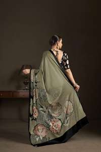 Sari indien prêt-à-porter à imprimé floral en crêpe de soie avec chemisier cousu et motifs numériques - Product Image 5