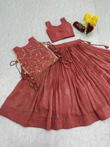 Lehenga Choli Especial para Festivales, el Más Vendido, con Dupatta de Diseñador para Bodas, Festividades y Eventos Culturales, Disponible al Mejor Precio - Product Image 5