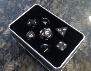 Dados de Seis Caras de Cuerno de Búfalo Pulidos en Blanco y Negro, Cubos de Juego Naturales para Colección de Dados de D&D, Juegos de Mesa y Hogar - Product Image 4