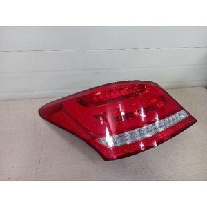 Feu arrière gauche d'occasion Equus 924013N500 - Product Image 1