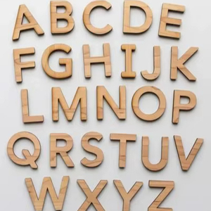 Lettres décoratives de luxe en MDF pour la décoration intérieure, lettres en MDF découpées au laser sur mesure pour une présentation unique par la collection artisanale. - Product Image 1