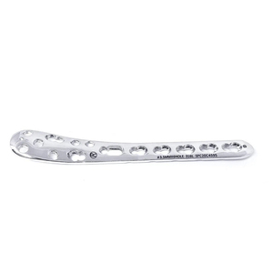 Plaque de fixation médiale distale pour tibia, 3,5 mm, en titane, pour usage vétérinaire, avec kit d'implants orthopédiques et 14 instruments chirurgicaux - Product Image 3
