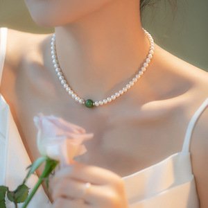 Collar de Perlas de Agua Dulce de Lujo Hetian Yululutong de 6-7 mm, Cadena de Clavícula Envuelta en Oro de 14K con Nichos Templados - Product Image 2