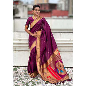 ผ้าไหมมาลาลักมี ปาธานี ซารี สีไวน์  งานทอแบบซารี  แบรนด์อีลิท วีฟส์  สำหรับสวมใส่ในงานพิธีแบบอินเดียและปากีสถาน - Product Image 1