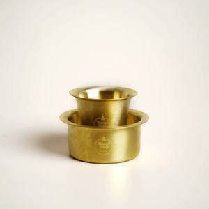 Ensemble Dabra portable en laiton indien à double niveau et 2 compartiments, conception détachable, matériaux sûrs pour le commerce de gros international - Product Image 2