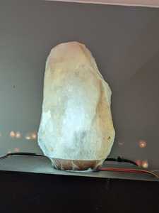 Grande lampe de sel de l'Himalaya en cristal, finition pierre naturelle, faite à la main, haute qualité, moderne, DIY, toucher réel, Ange, Fleur, Musique, Vie - Product Image 4