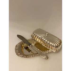 Plato para Mantequilla de Acero Inoxidable Plateado de Lujo con Tapa de Cúpula Festoneada, Elegante Plato Individual para Mantequilla para Comidas Elegantes - Product Image 2