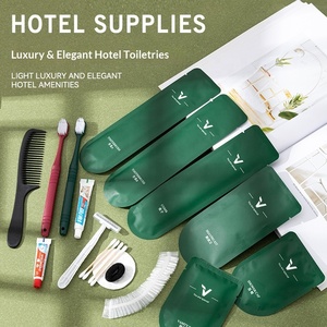 <span class=keywords><strong>Kit</strong></span> de toilette jetable haut de gamme pour hôtels classés, série demi-cercle verte, 7 pièces (brosses à dents, dentifrice, etc.) - Product Image 1