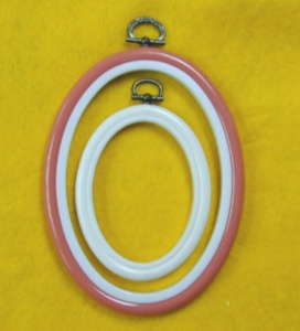 Ensemble de cerceaux à broder en plastique flexible DK-614A - Outils manuels durables de style vintage en provenance de Taïwan pour les projets de broderie - Product Image 4