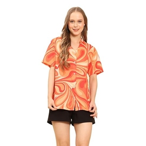 Camisa informal con estampado floral tropical para mujer, cuello en V, manga corta, blusa de playa con botones, blusa suave de verano - Product Image 1