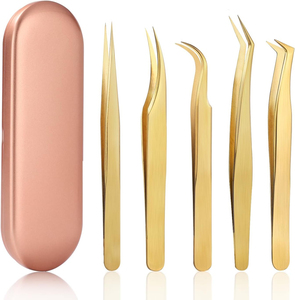 Ensemble de pinces à extensions de cils de qualité supérieure, revêtement poudré violet et pointe argentée, emballage en boîte cartonnée. - Product Image 1