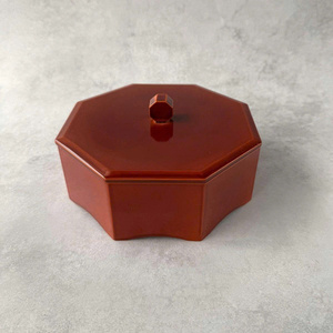 Boîte octogonale en laque Vintage Plat à bonbons minimaliste léger, étui à bijoux et petit récipient de rangement - Product Image 1