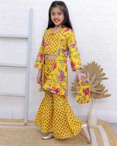 ชุดเสื้อผ้าเด็กผู้หญิงสไตล์อินเดีย ดีไซน์ทันสมัย สีเหลือง ผ้าบรอกเกตผสม ชารารา กาลาเร ทำจากผ้าฝ้าย สไตล์ปากีสถาน - Product Image 4