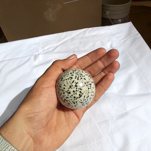 Esfera de Jaspe Dálmata Natural Pulida, Bola de Piedra con Manchas para Sanación con Cristales, Decoración del Hogar, Meditación, Reiki, Regalo, Venta al por Mayor - Product Image 3