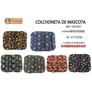 Coussin pour chien Yommy Pet 43x58cm, tapis en peluche à motifs pour petits chiens - Product Image 2