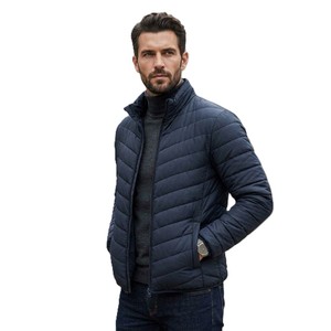 Veste matelassée unisexe épaisse noire imperméable en toile coupe-vent avec fermeture éclair intégrale, coupe régulière, manches longues, pour l'hiver - Product Image 6