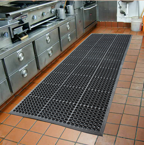 Tapis de sol en caoutchouc creux antidérapant pour cuisine commerciale, garage, atelier et sols industriels - Product Image 3