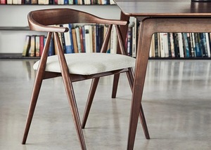 Silla de Restaurante Tapizada en Madera Maciza Ecológica, Duradera y de Alta Calidad, con Reposabrazos, Diseño Moderno para Uso Comercial y Hotelero - Product Image 2