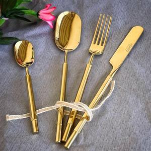 Juego de Cubiertos de Lujo de Acero Inoxidable de 4 Piezas con Acabado Dorado PVD para Bodas y Eventos, Decoración de Mesa de Comedor - Product Image 6