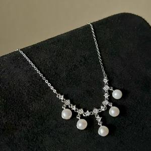 Collar de Perlas de Agua Dulce para Mujer 2024 con Zirconia Dulce, Flecos de Gota de Agua, Estilo Lujoso y Ligero, Exquisito, Nuevo y Popular - Product Image 4