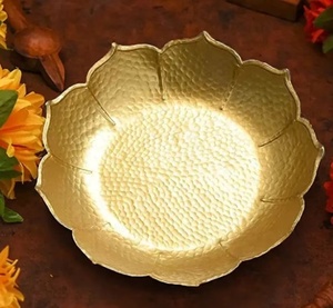 Traditional Lotus Pattern Urli Bowl <b>Tealight</b> <b>Holder</b> Diwali Decoration Lotus Urli Return Gift Beautiful Handcrafted Bowl - Product Image 4