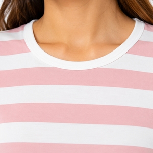 Conjunto de camiseta y pantalones cortos para mujer, de algodón suave, ropa de verano transpirable, estilo casual, cómodo, para uso diario, conjunto para estar en casa, fácil de llevar. - Product Image 4