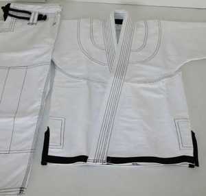 ชุดยูนิเซ็กซ์คุณภาพสูงสำหรับคาราเต้  ชุดยูนิฟอร์มศิลปะการต่อสู้พร้อมโลโก้แบบกำหนดเอง - Product Image 3