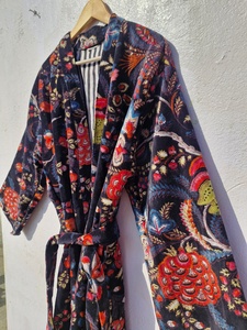 Kimono largo de terciopelo rosa OFMD con estampado de pájaros y borlas, bata de algodón y terciopelo original OFMD - Product Image 5