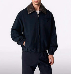 Blouson unisexe en toile mélangée coton pour femmes et hommes, style aviateur vintage, avec col en cuir intrecciato amovible, en PU - Product Image 4