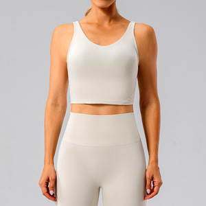 Ensemble de yoga pour hommes de haute qualité, vêtements de sport, tenue de sport athlétique, ensemble 2 pièces personnalisé (soutien-gorge de sport et short), respirant pour l'automne - Product Image 4