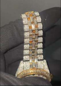 Reloj de Pulsera para Hombre, Elegante y Deportivo, con Esfera de Cristal, Movimiento Automático de Lujo, en Acero Inoxidable en Tono Blanco y Amarillo, con Diamantes - Product Image 3