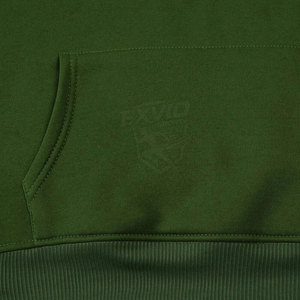 Ensemble de survêtement élégant pour homme, en tissu confortable et au look tendance, conçu pour un usage quotidien et un confort en extérieur. - Product Image 4