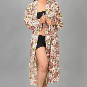 ผ้าฝ้าย 100% ลายดอกไม้หรูหรา คอวี มีเชือกผูก ความยาวเต็มตัว แขนครึ่งตัว แห้งเร็ว โรแมนติก เสื้อคลุมกิโมโน ของขวัญคริสต์มาส - Product Image 2