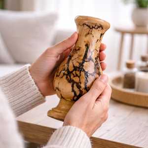 Maceta de Madera Rústica Hecha a Mano para Plantas de Interior, Decoración del Hogar con Acabado Tallado a Mano - Product Image 6