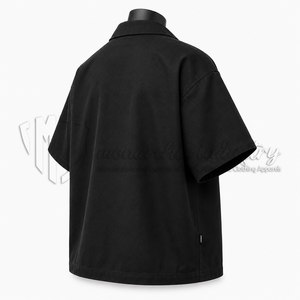 Chemise à manches courtes zippée pour homme, noire, décontractée, style workwear, coupe ample, streetwear, avec fermeture éclair sur le devant et poche plaquée sur la poitrine - Product Image 4