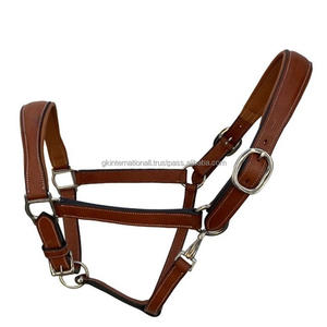 Harnais de cheval en cuir rembourré noir et marron de qualité supérieure avec des accessoires durables et réglables en nickel ou en laiton - Product Image 1